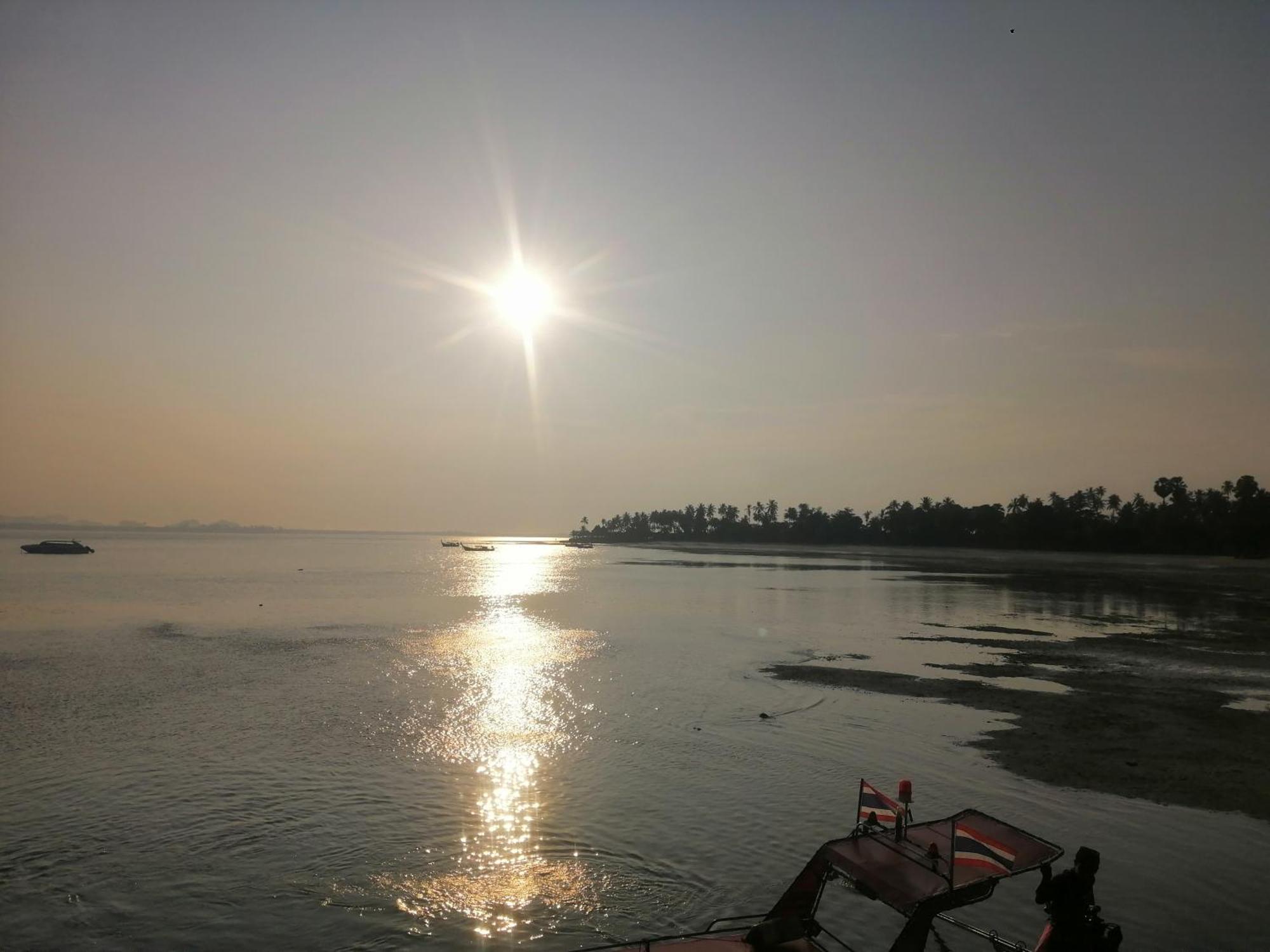 Mookboonchu Guesthouse ,Kohmook Trang Ko Mook Bagian luar foto