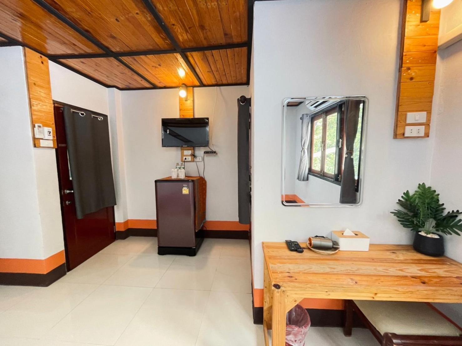 Mookboonchu Guesthouse ,Kohmook Trang Ko Mook Bagian luar foto