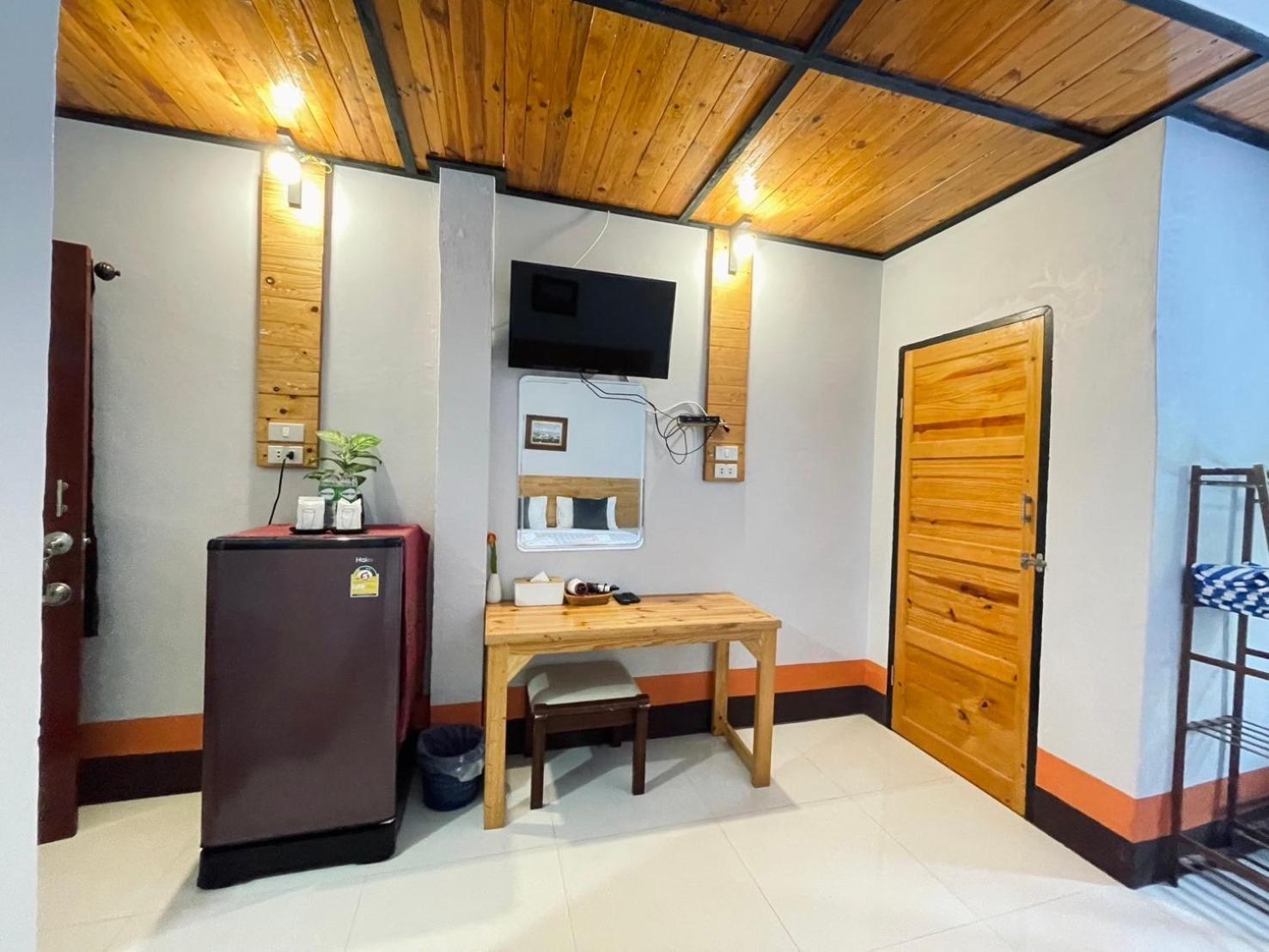 Mookboonchu Guesthouse ,Kohmook Trang Ko Mook Bagian luar foto
