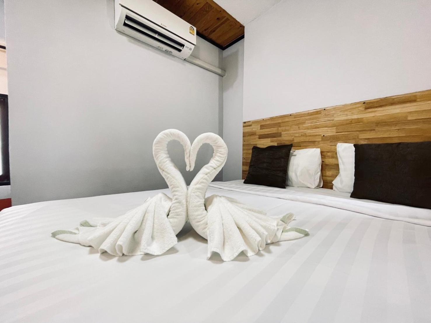 Mookboonchu Guesthouse ,Kohmook Trang Ko Mook Bagian luar foto